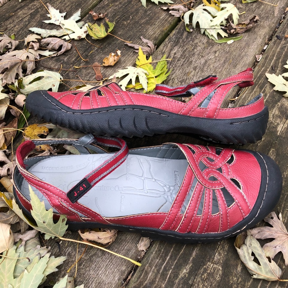 J-41 Jeep Red Mary Jane Outdoor Shoes